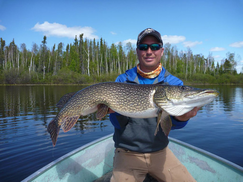Manitoba Fly-In Trophy Pike Fishing Lodge and Outpost Camps
