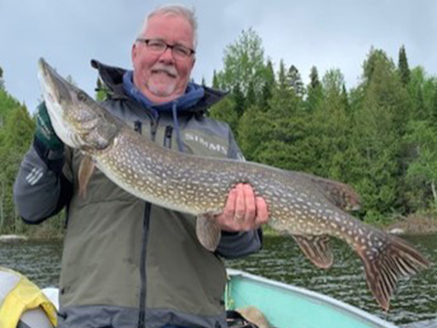 Ontario Fly-in Pike and Walleye Fishing Lodge